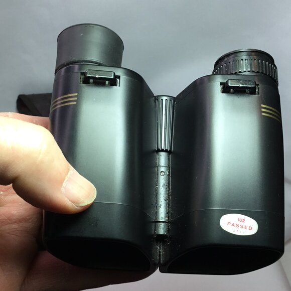 Vintage NIKON Venturer II Binoculars with Case. 8x23 6.3º - Picture 5 of 6